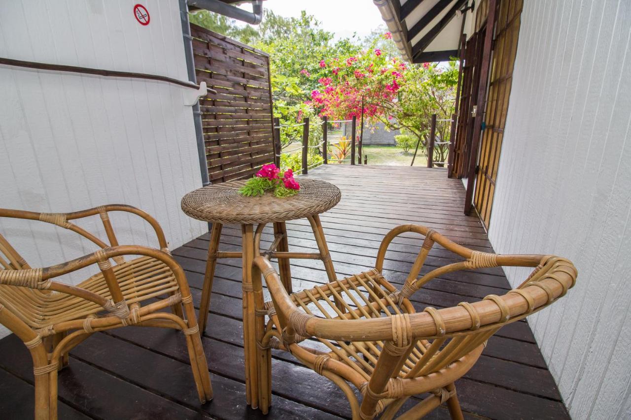 Le Coconut Lodge Avatoru ภายนอก รูปภาพ