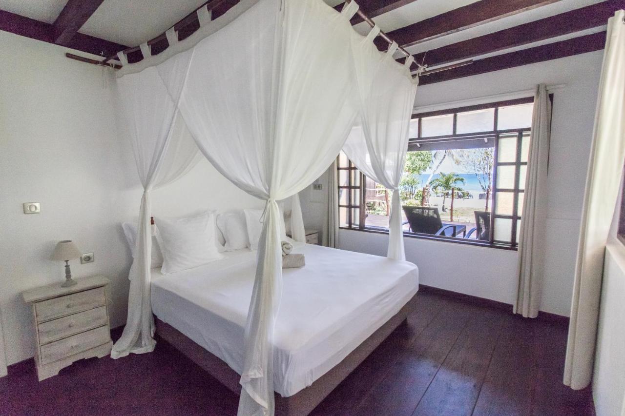 Le Coconut Lodge Avatoru ภายนอก รูปภาพ