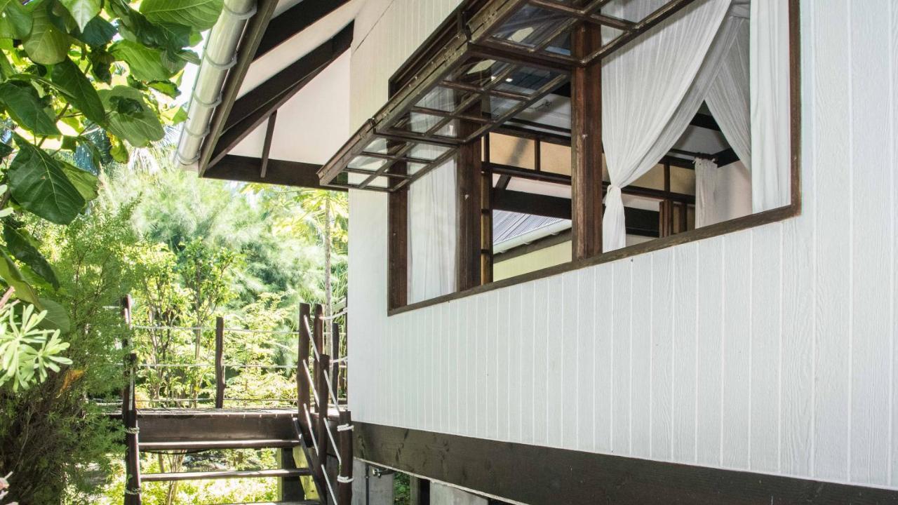 Le Coconut Lodge Avatoru ภายนอก รูปภาพ