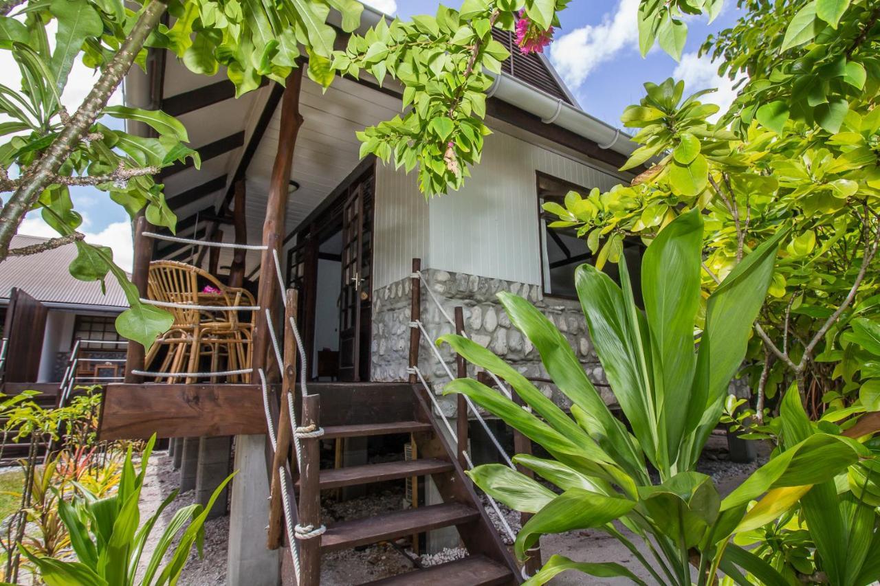 Le Coconut Lodge Avatoru ภายนอก รูปภาพ