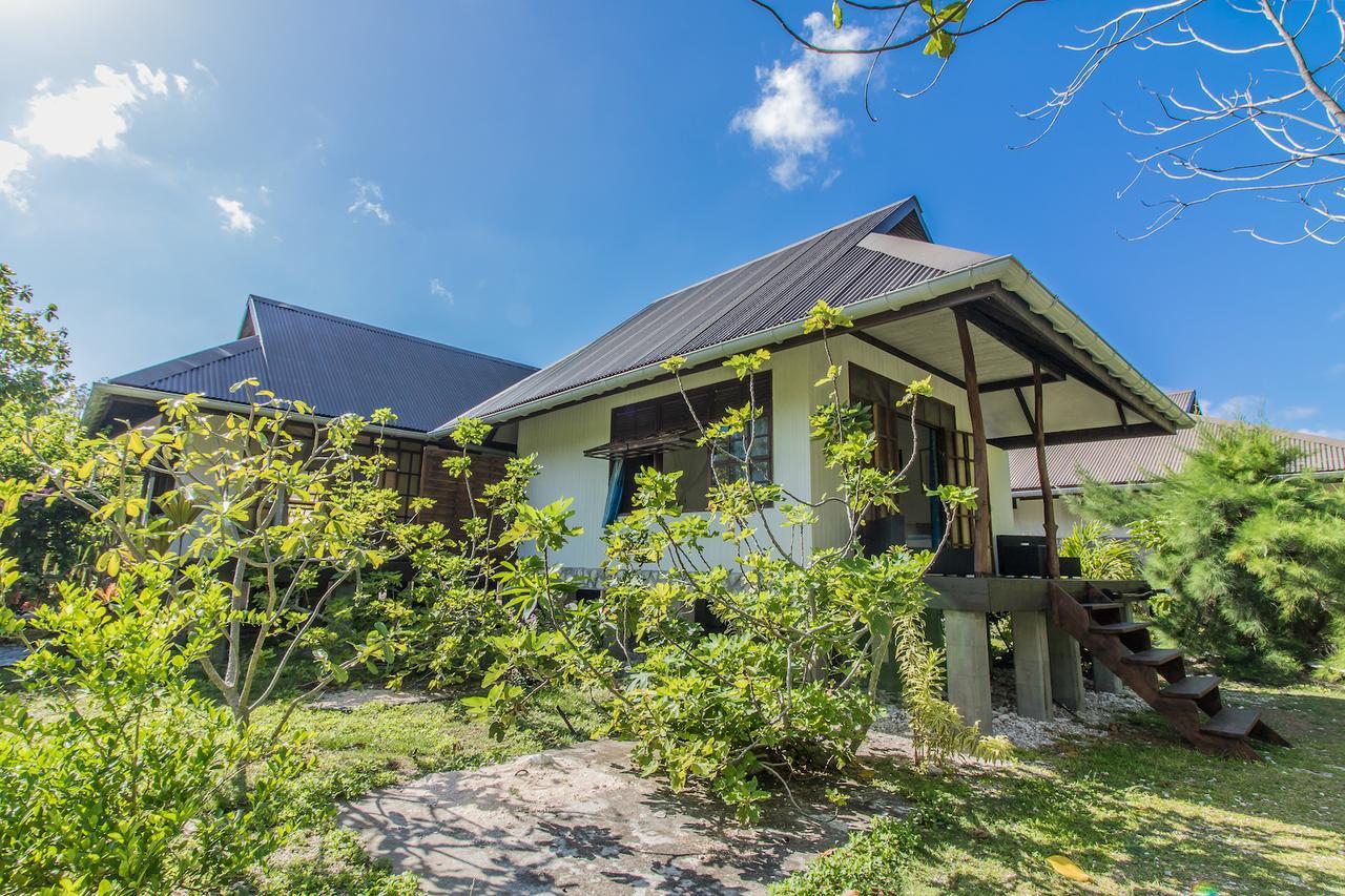 Le Coconut Lodge Avatoru ภายนอก รูปภาพ