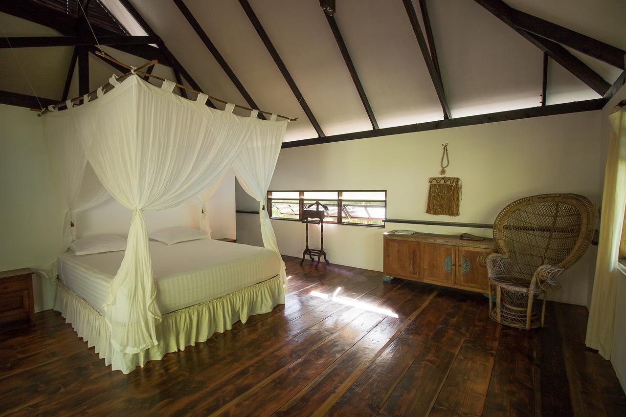 Le Coconut Lodge Avatoru ภายนอก รูปภาพ